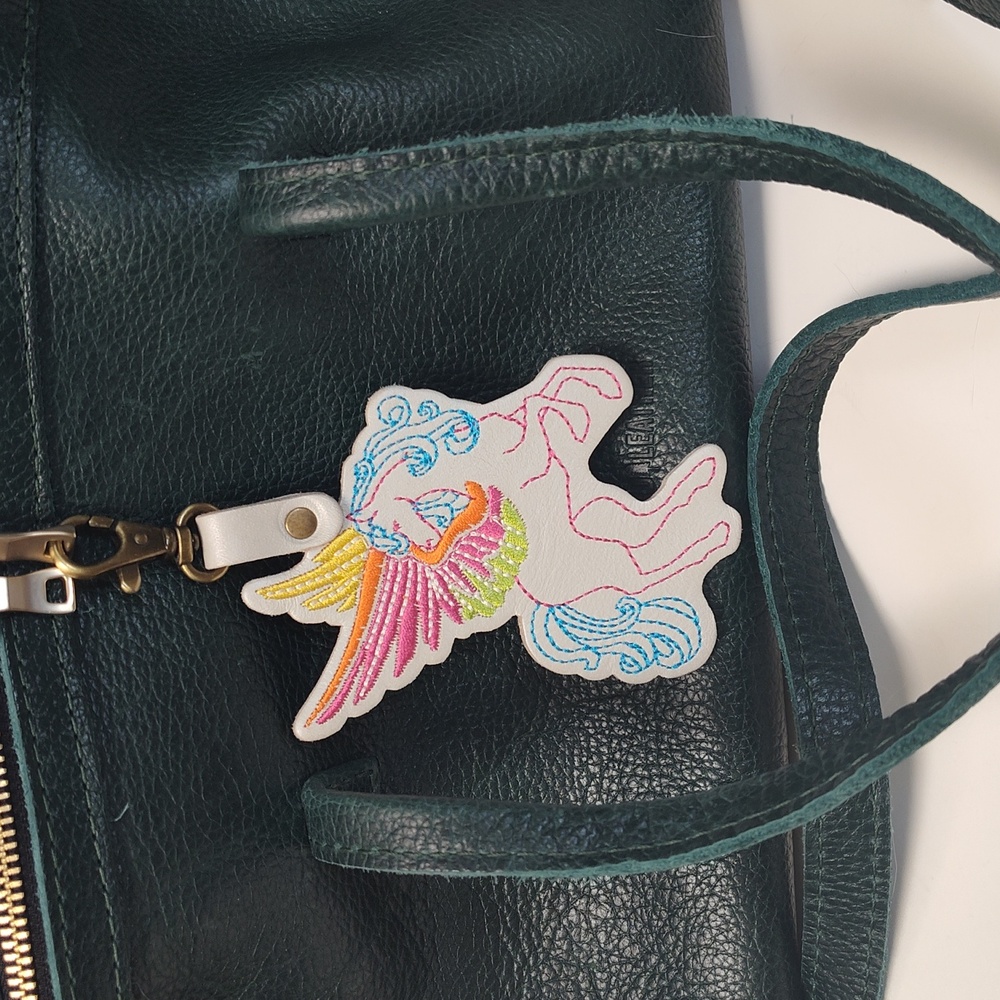 Portland Leather Pegasus Keychain - Picture 3 of 3